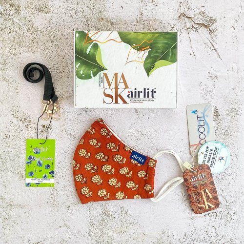 tulipa-bagru-hand-block-printed-cotton-reusable-mask4-layer-breathable-with-nosepinlab-tested-antimicrobialantiviralcoolithandmade-festive-gift-box-packaging-443