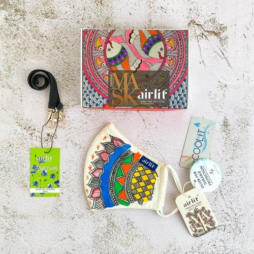 the-maze-madhubani-hand-painted-reusable-mask-festive-gift-box-packaging-pack-of-1-479