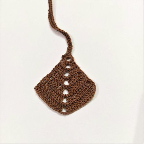 brown-crochet-pattern-bookmark-by-hanisha-bansal-777