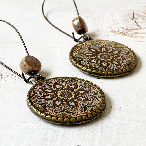 25-mm-loop-earrings-with-ceramic-bead-detail-painted-box-kashmiri-papier-mache-6596