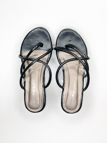 black-strip-wedges-heels-8937