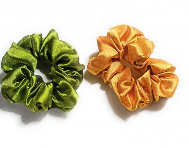 debnath-traders-bottle-green-and-mustard-yellow-plain-satin-scrunchies-10196